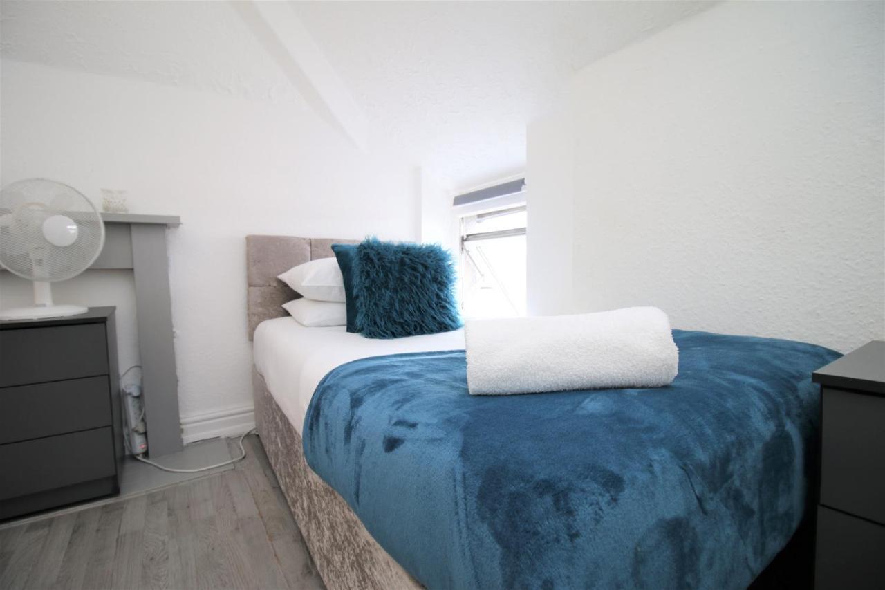 Free Local Parking - Fast Wifi - Sleeps 10 Guests By Property Promise Cardiff Exterior foto
